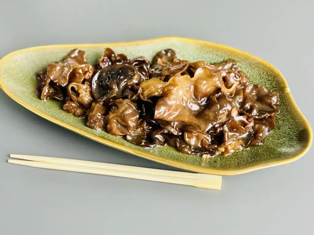227DD9D1-39D1-4975-A15E-9771EEEC9FC0 Salata de ciuperci urechi de lemn – reteta asiatica