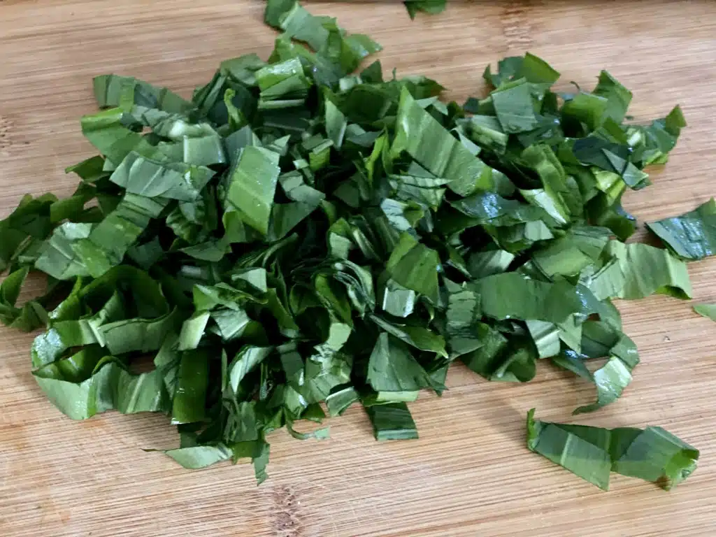 D0434A71-59B5-41B8-B9C2-70B70E7175E9 Salata de leurda